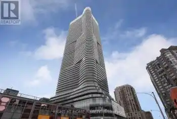 11 Wellesley St Unit# 4602, Toronto, Ontario M4Y 0G4, 2 Bedrooms Bedrooms, 5 Rooms Rooms,2 BathroomsBathrooms,Condo,Rented,Wellesley,C9524451
