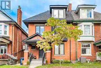 58 St Annes Rd Unit# Upper, Toronto, Ontario M6J 2C3, 3 Bedrooms Bedrooms, 10 Rooms Rooms,2 BathroomsBathrooms,All Houses,Rented,St Annes,27591503