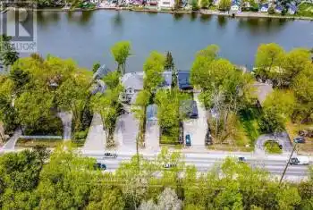1226 River Rd, Wasaga Beach, Ontario L9Z 2W7, 4 Bedrooms Bedrooms, 10 Rooms Rooms,2 BathroomsBathrooms,All Houses,Rented,River,S9726522