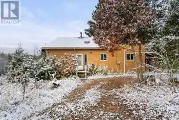 42 Suncrest Lane, Madawaska Valley, Ontario K0J 1B0, 5 Bedrooms Bedrooms, 7 Rooms Rooms,2 BathroomsBathrooms,All Houses,Sold,Suncrest,X9767464