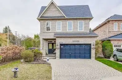2002 Bloomfield Court Pickering (Liverpool) Ontario L1X2W8