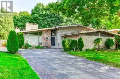 45 Oldham Road Toronto (Princess-Rosethorn) Ontario M9A2B9