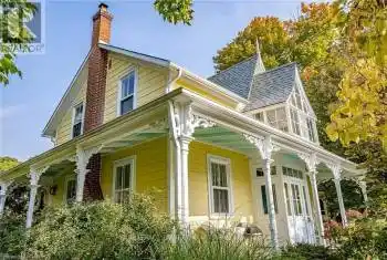 230 Kempenfelt Dr, Barrie, Ontario L4M 1C4, 4 Bedrooms Bedrooms, 9 Rooms Rooms,2 BathroomsBathrooms,All Houses,Rented,Kempenfelt,S9768139