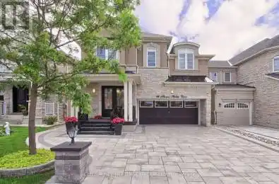 66 Thomas Phillips Drive Aurora Ontario L4G0X4