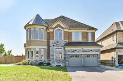 96 Mitchell Pl Newmarket Ontario L3Y 0C7