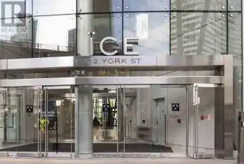 12 York St Unit# 1711, Toronto, Ontario M5J 0A9, 1 Bedroom Bedrooms, 4 Rooms Rooms,1 BathroomBathrooms,Condo,Sold,York,C9768355