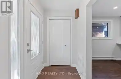 32 Gatesview Avenue Unit# Upper Toronto (Scarborough Village) Ontario 
