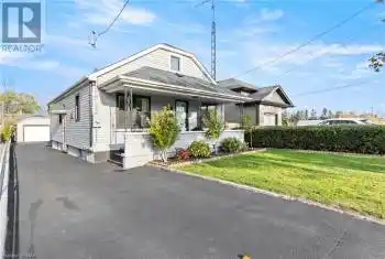 205 ROSS St, Welland, Ontario L3B 2N4, 3 Bedrooms Bedrooms, 6 Rooms Rooms,2 BathroomsBathrooms,All Houses,Sold,ROSS,X9865591