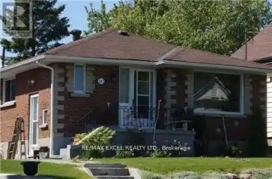 397 Olive Avenue Oshawa (Central) Ontario L1H2P9