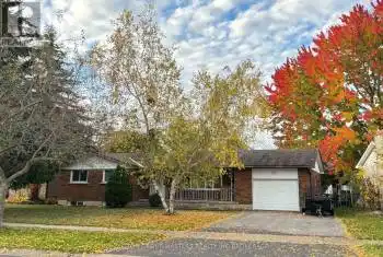 1079 Lincoln Dr, Kingston, Ontario K7M 4Z3, 3 Bedrooms Bedrooms, 14 Rooms Rooms,2 BathroomsBathrooms,All Houses,Sold,Lincoln,X9835998