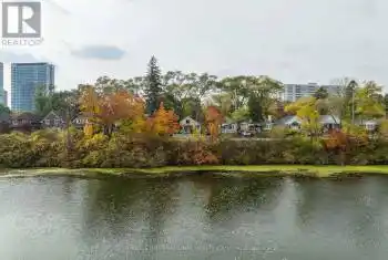 48 Coe Hill Dr, Toronto, Ontario M6S 3C8, 3 Bedrooms Bedrooms, 6 Rooms Rooms,2 BathroomsBathrooms,All Houses,Sold,Coe Hill,W9894512