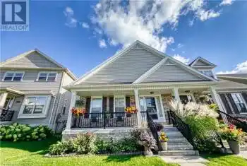 814 BROADWAY Blvd, Peterborough, Ontario L3C 5M8, 3 Bedrooms Bedrooms, 7 Rooms Rooms,4 BathroomsBathrooms,All Houses,Sold,BROADWAY,X10407343