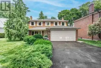18 Elliotwood Crt, Toronto, Ontario M2L 2P9, 5 Bedrooms Bedrooms, 11 Rooms Rooms,4 BathroomsBathrooms,All Houses,Sold,Elliotwood,C10243971