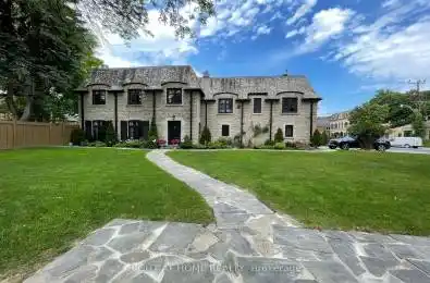 2 Chadwick Avenue Toronto (Forest Hill South) Ontario M5P1Z8