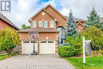 1245 Bowman Dr, Oakville, Ontario L6M 3J5, 4 Bedrooms Bedrooms, 9 Rooms Rooms,4 BathroomsBathrooms,All Houses,Sold,Bowman,W10402965