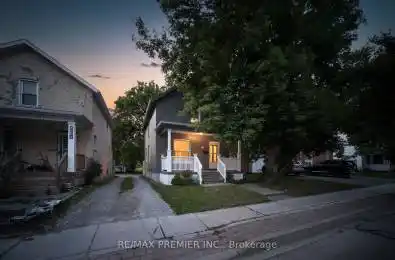371 EAGLE Street Newmarket (Central Newmarket) Ontario L3Y1K5