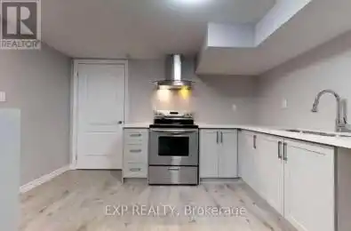 507 Monteith Avenue Oshawa (Lakeview) Ontario L1J1E1