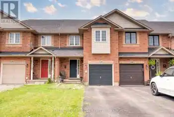 120 Peachwood Cres, Hamilton, Ontario L8E 5Z8, 3 Bedrooms Bedrooms, 7 Rooms Rooms,3 BathroomsBathrooms,All Houses,Sold,Peachwood,X10405440
