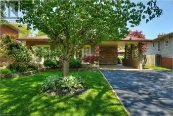 7151 MAYWOOD St, Niagara Falls, Ontario L2E 5P6, 3 Bedrooms Bedrooms, 7 Rooms Rooms,2 BathroomsBathrooms,All Houses,Sold,MAYWOOD,X10413771