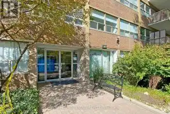 160 The Donway Unit# 406, Toronto, Ontario M3C 2G1, 2 Bedrooms Bedrooms, 5 Rooms Rooms,1 BathroomBathrooms,Condo,Sold,The Donway,C10405425
