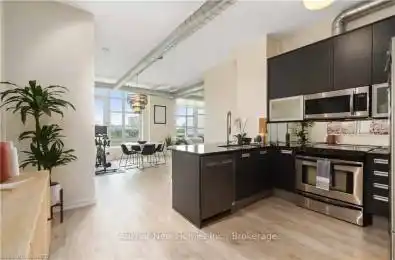 503-380 MACPHERSON Ave Toronto Ontario M4V 3E3