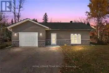 41 PARTRIDGE Dr, Greater Madawaska, Ontario K0J 1H0, 2 Bedrooms Bedrooms, 8 Rooms Rooms,1 BathroomBathrooms,All Houses,Sold,Partridge / Calabogie Village,PARTRIDGE,X10411259