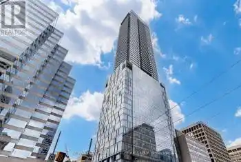 488 University Ave Unit# 3212, Toronto, Ontario M5G 0C1, 1 Bedroom Bedrooms, 4 Rooms Rooms,1 BathroomBathrooms,Condo,Rented,University,27618160