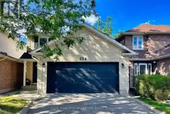 254 Mullen Dr, Vaughan, Ontario L4J 2P2, 4 Bedrooms Bedrooms, 10 Rooms Rooms,4 BathroomsBathrooms,All Houses,Sold,Mullen,N10408087