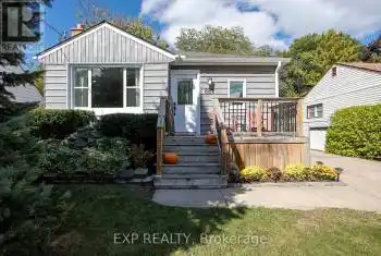 682 Ross St, London, Ontario N5Y 3W1, 2 Bedrooms Bedrooms, 5 Rooms Rooms,2 BathroomsBathrooms,All Houses,Sold,Ross,X10408452