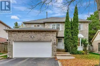 11 Willowtree Court Hamilton (Dundas) Ontario L9H6T3