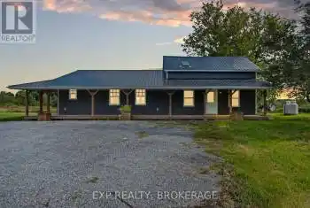372 CHIPMUNK RIDGE Rd, Loyalist, Ontario K0H 2H0, 5 Bedrooms Bedrooms, 11 Rooms Rooms,3 BathroomsBathrooms,All Houses,Sold,CHIPMUNK RIDGE,X10408828