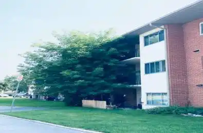 1176 Hamilton Rd Unit# 303 London Ontario N5W 1A9