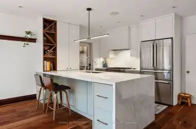 76 Jane St Toronto Ontario M6S 3Y5