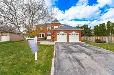 4 Christie Drive Brampton (Snelgrove) Ontario L6Z3H6
