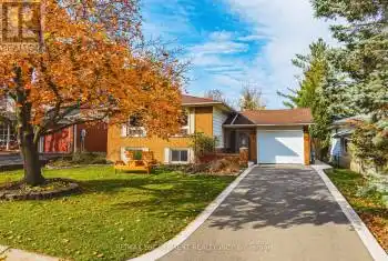 81 Skyline Dr, Hamilton, Ontario L9H 3S3, 3 Bedrooms Bedrooms, 6 Rooms Rooms,2 BathroomsBathrooms,All Houses,Sold,Skyline,X10409941