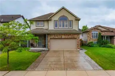 6557 MARY Dr Niagara Falls Ontario L2H 0B5