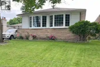 39 Abbey Rd, Brampton, Ontario L6W 2T9, 3 Bedrooms Bedrooms, 11 Rooms Rooms,3 BathroomsBathrooms,All Houses,Sold,Abbey,W10410693