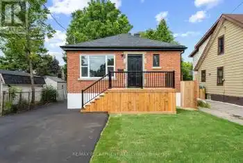 875 Fennell Ave, Hamilton, Ontario L8V 1W3, 2 Bedrooms Bedrooms, 8 Rooms Rooms,2 BathroomsBathrooms,All Houses,Sold,Fennell,X10411937