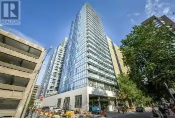 210 Simcoe St Unit# 814, Toronto, Ontario M5T 0A9, 1 Bedroom Bedrooms, 5 Rooms Rooms,1 BathroomBathrooms,Condo,Rented,Simcoe,C10412530