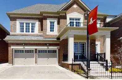 60 David Dunlap Blvd Richmond Hill Ontario L4C 4Z2