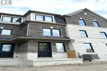 2098 Fairmont Common, Burlington, Ontario L7P 0V8, 4 Bedrooms Bedrooms, 8 Rooms Rooms,4 BathroomsBathrooms,All Houses,Rented,Fairmont Common,W10416074