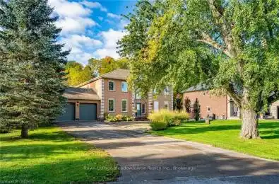 8 ERIN St Halton Hills Ontario L7G 3M6