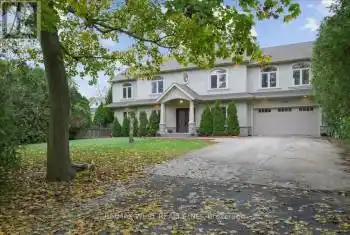 2135 Lakeshore Rd, Oakville, Ontario L6L 1H1, 4 Bedrooms Bedrooms, 9 Rooms Rooms,5 BathroomsBathrooms,All Houses,Sold,Lakeshore,W10420656