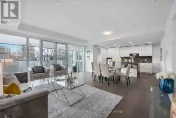 346 Davenport Rd Unit# 302, Toronto, Ontario M5R 1K6, 2 Bedrooms Bedrooms, 6 Rooms Rooms,3 BathroomsBathrooms,Condo,Sold,Davenport,C10420928