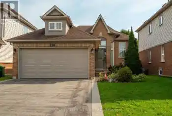 128 Riley St, Hamilton, Ontario L8B 0J7, 1 Bedroom Bedrooms, 6 Rooms Rooms,2 BathroomsBathrooms,All Houses,Sold,Riley,X10420416