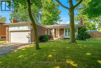 6 ANDORA Crt, Welland, Ontario L3C 4L4, 4 Bedrooms Bedrooms, 8 Rooms Rooms,2 BathroomsBathrooms,All Houses,Sold,ANDORA,X9414561