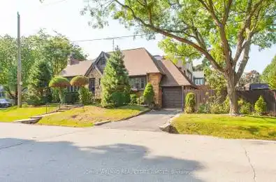 82 Cliveden Ave Toronto Ontario M8Z 3N1