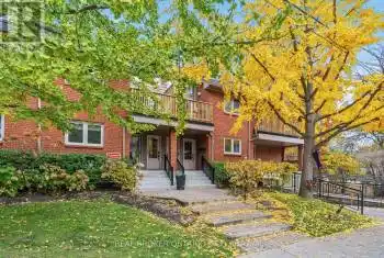 369 Albany Ave Unit# 5, Toronto, Ontario M5R 3E2, 2 Bedrooms Bedrooms, 6 Rooms Rooms,1 BathroomBathrooms,All Houses,Sold,Albany,C10421733
