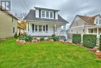 235 Phipps St, Fort Erie, Ontario L2A 2V4, 3 Bedrooms Bedrooms, 5 Rooms Rooms,2 BathroomsBathrooms,All Houses,Sold,Phipps,X10420263