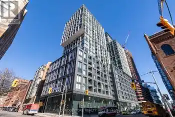 158 Front St Unit# 2201, Toronto, Ontario M5A 0K9, 1 Bedroom Bedrooms, 5 Rooms Rooms,1 BathroomBathrooms,Condo,Sold,Front,C10423350
